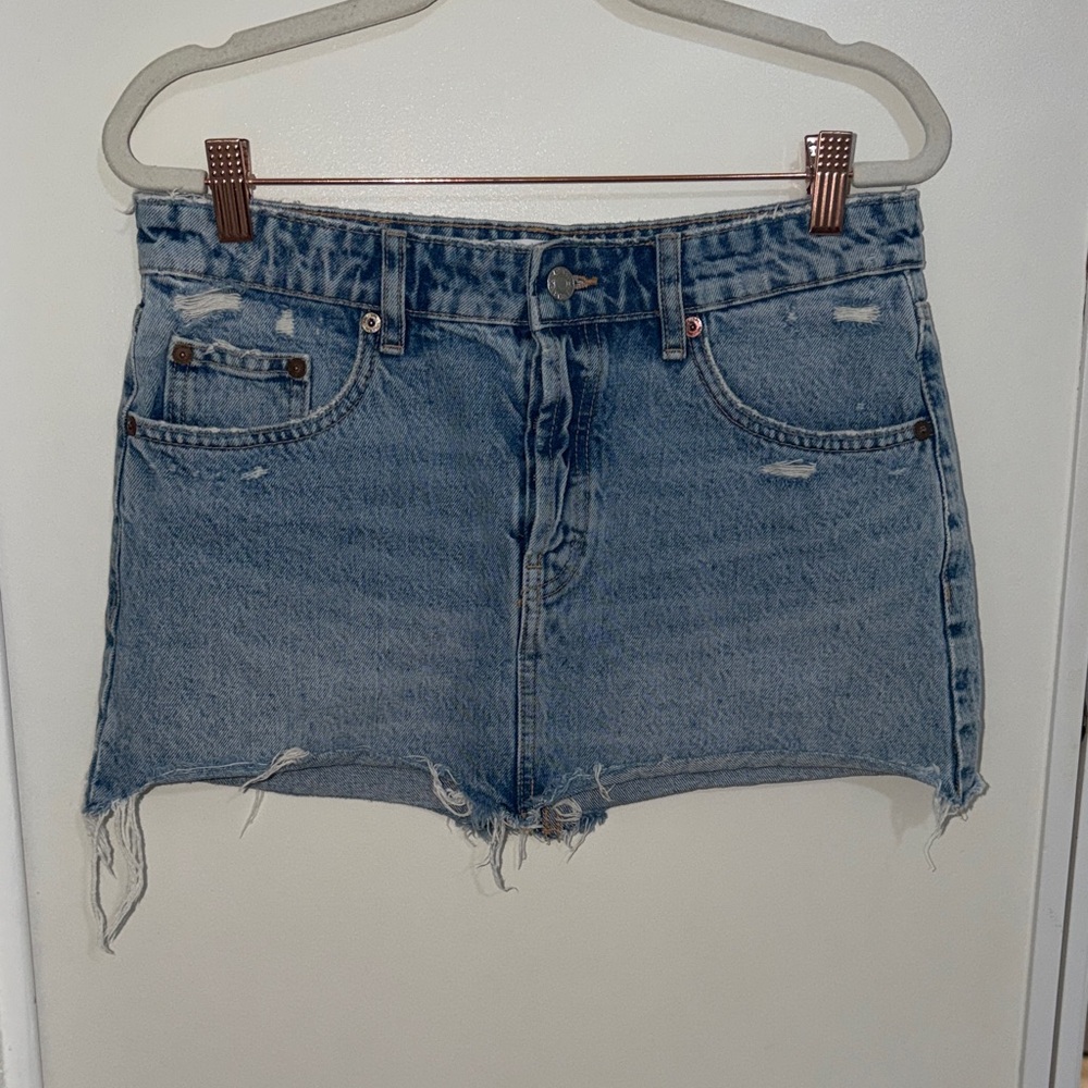 Zara Buttonfly Mini Denim Skirt with Raw Hem and distressing | M